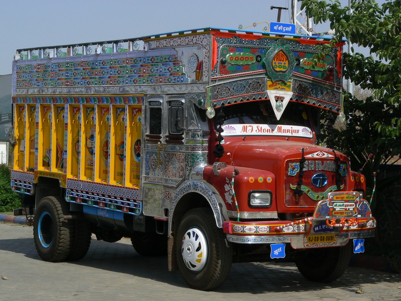 La route: camion décoré